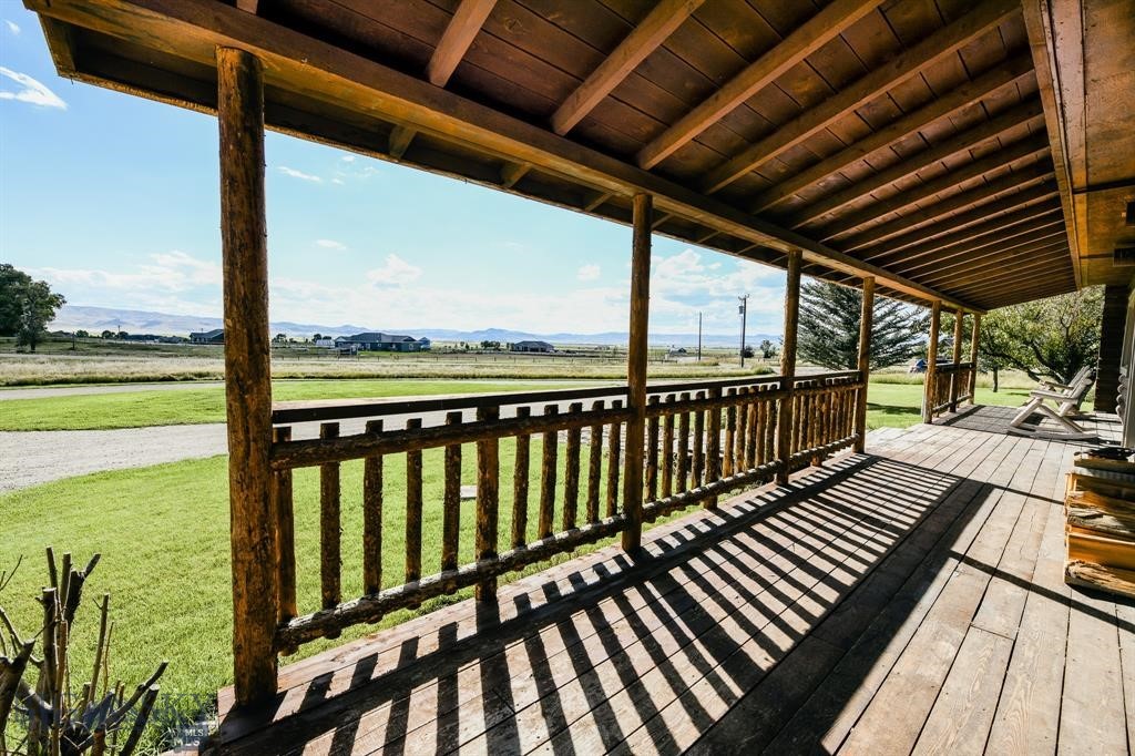 3957 Blacktail Road Property Photo 1
