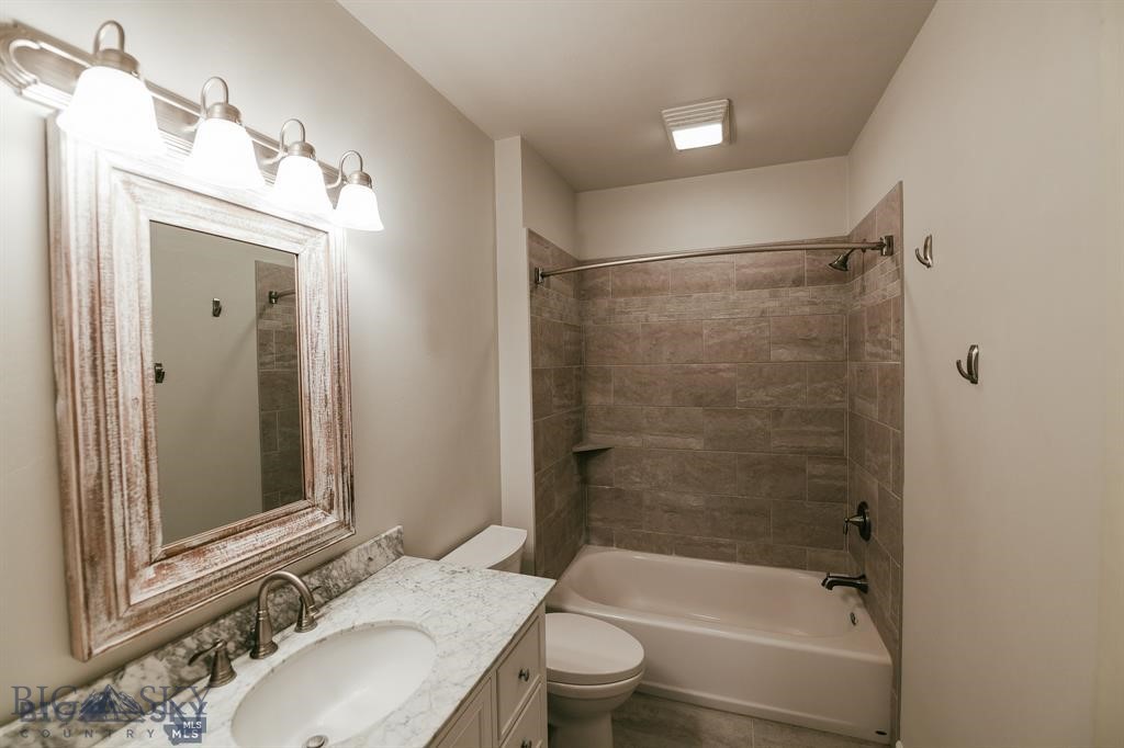 3957 Blacktail Road Property Photo 15