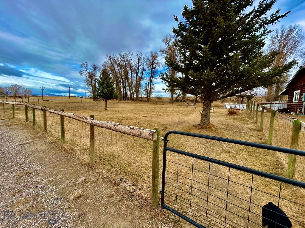 3957 Blacktail Road Property Photo 41
