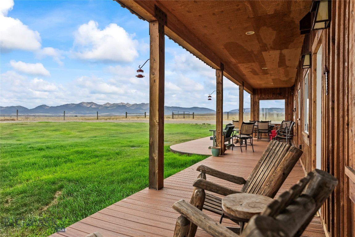 28 Great Escape Property Photo 8
