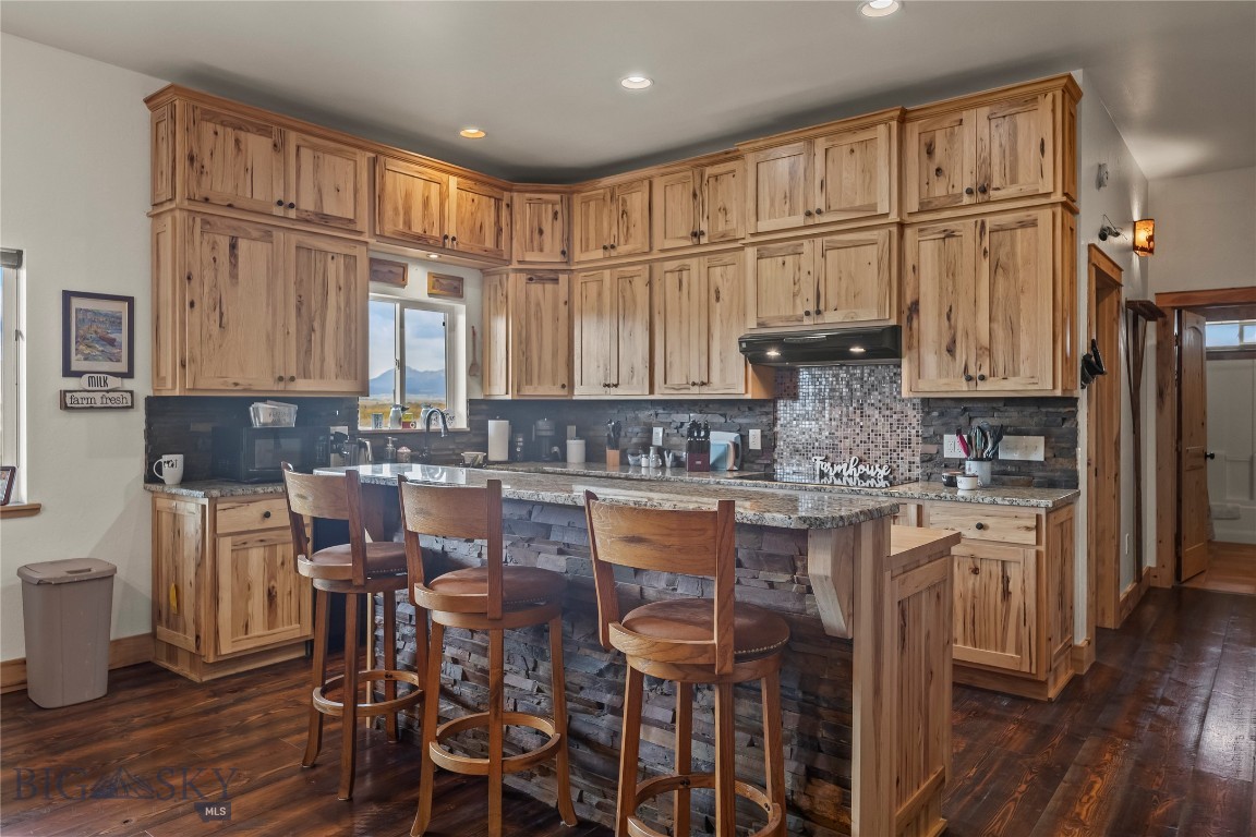 28 Great Escape Property Photo 13