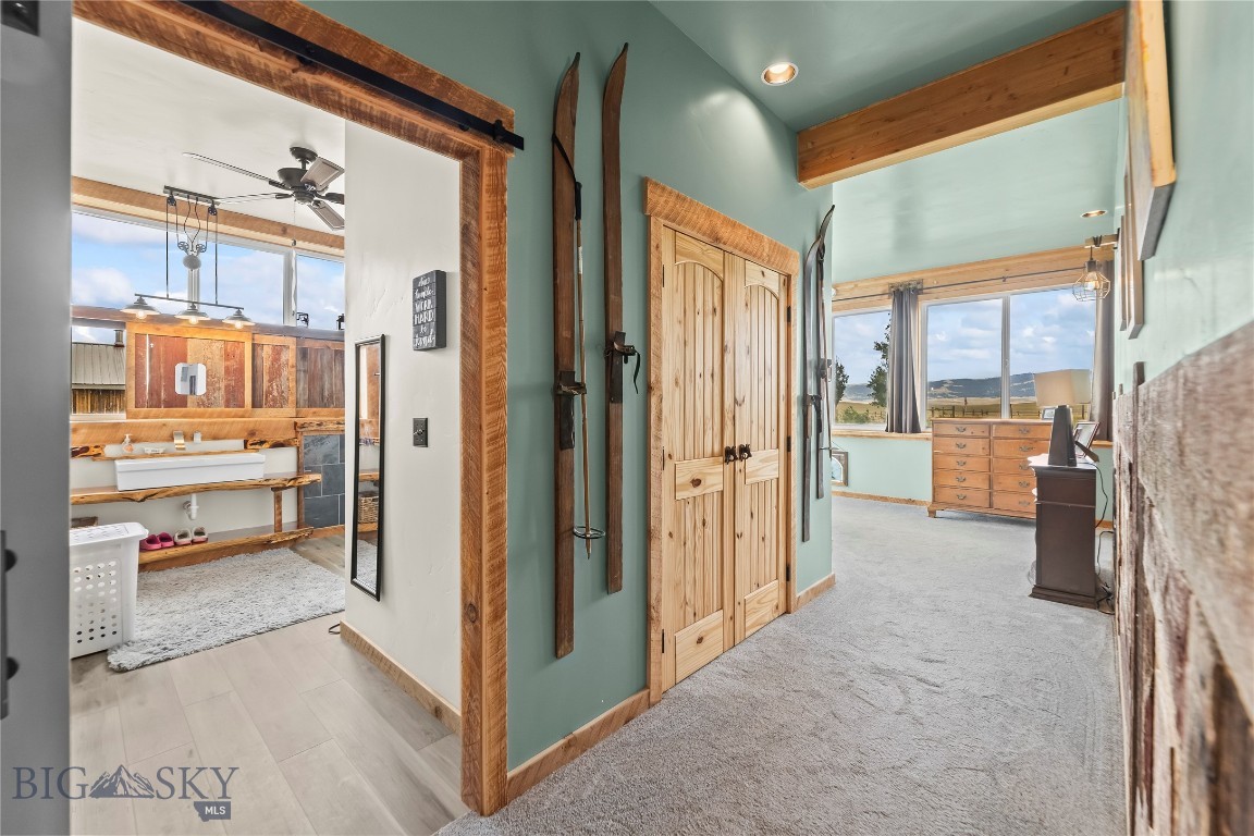 28 Great Escape Property Photo 19