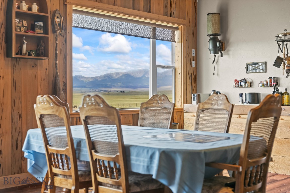 28 Great Escape Property Photo 27