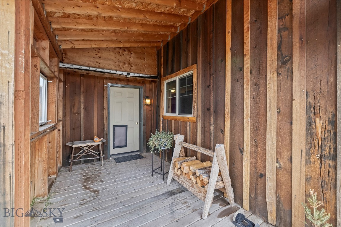 28 Great Escape Property Photo 45