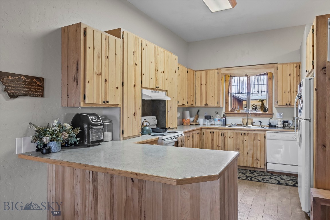28 Great Escape Property Photo 48