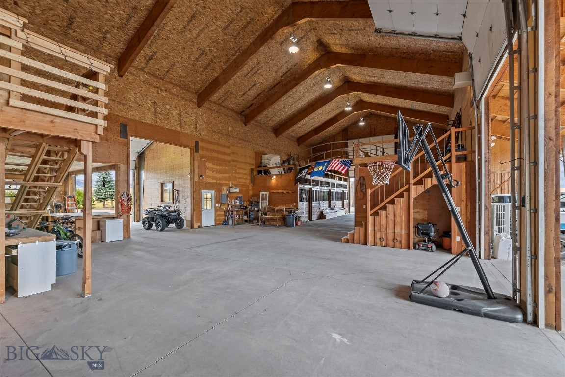 28 Great Escape Property Photo 68