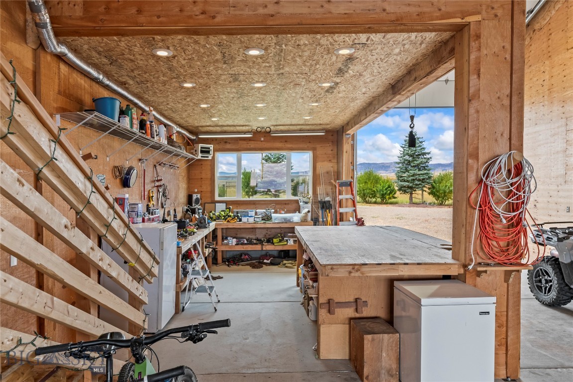 28 Great Escape Property Photo 69
