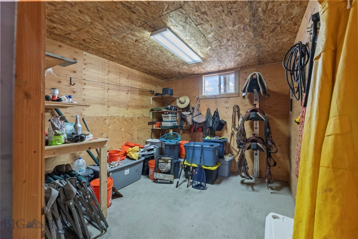 28 Great Escape Property Photo 73