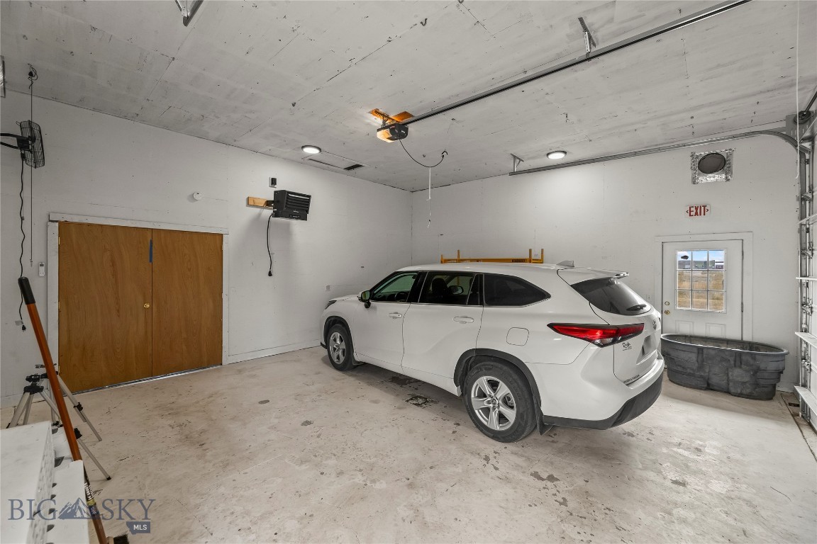 28 Great Escape Property Photo 80