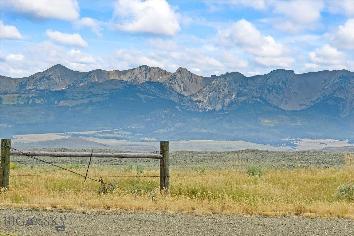 28 Great Escape Property Photo 84