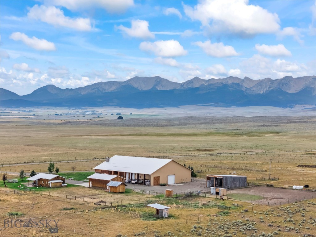 28 Great Escape Property Photo 89