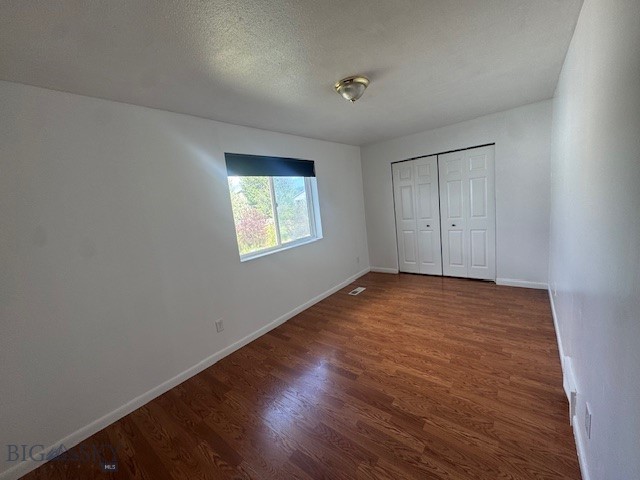302 10th Property Photo 16