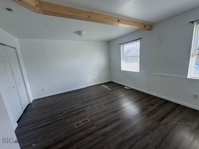 302 10th Property Photo 18