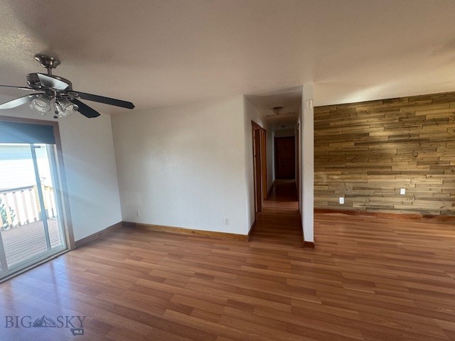302 10th Property Photo 27