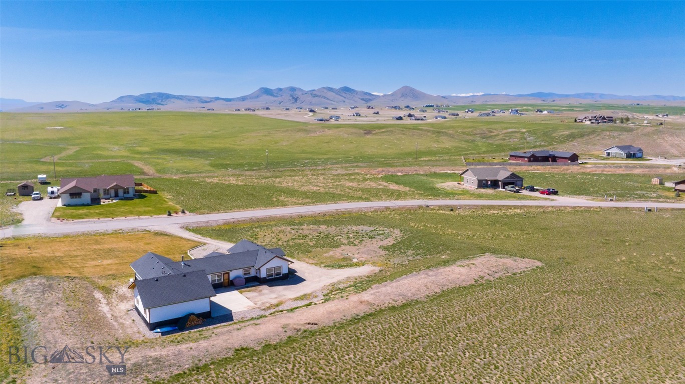122 Rolling Prairie Property Photo 29