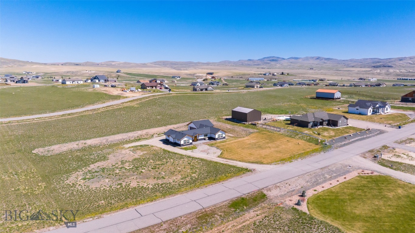 122 Rolling Prairie Property Photo 31