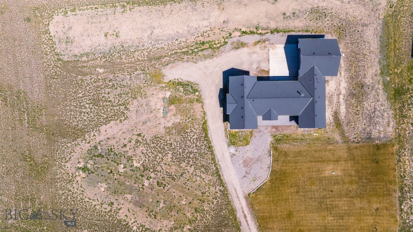 122 Rolling Prairie Property Photo 32