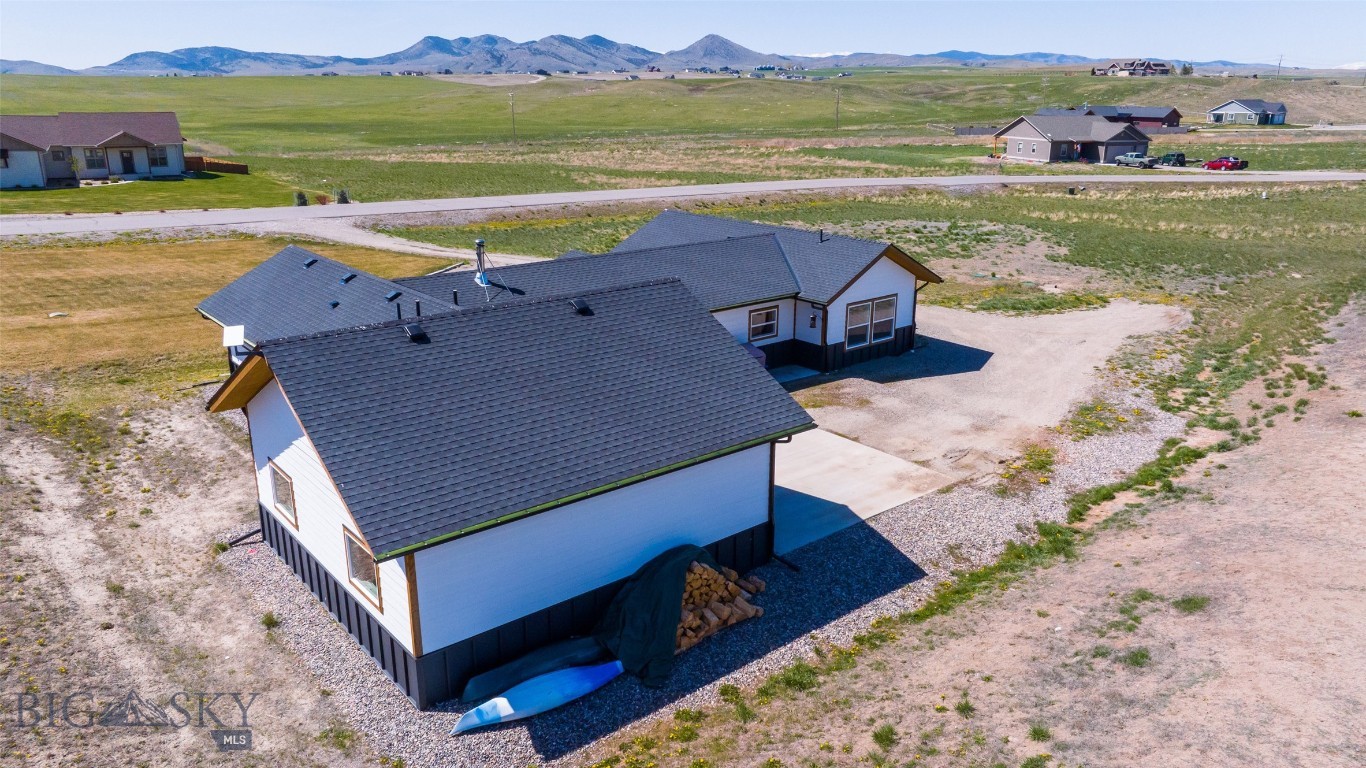122 Rolling Prairie Property Photo 34