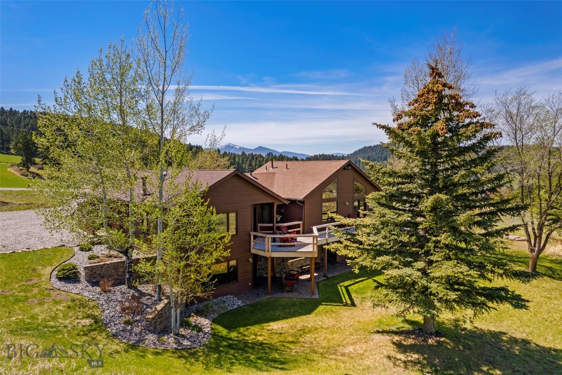 585 Bridger Woods Road Property Photo 4