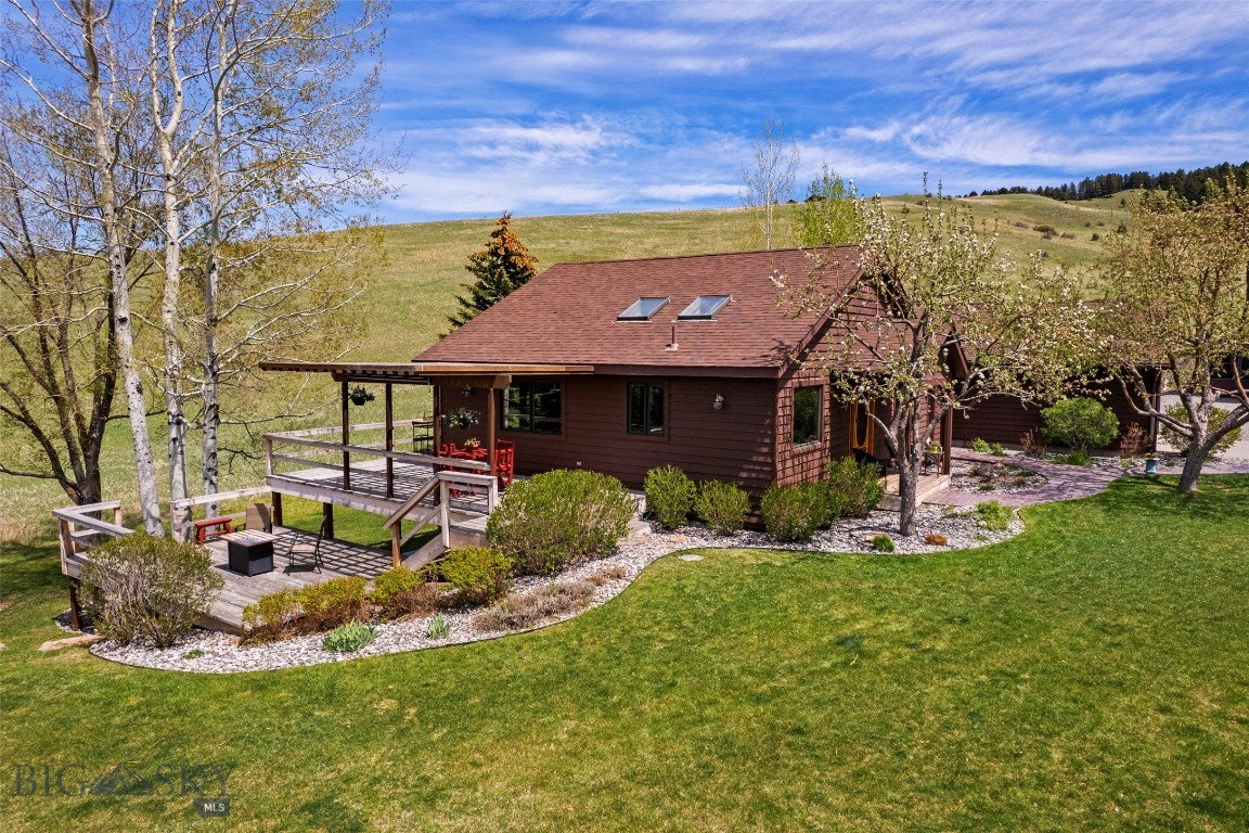 585 Bridger Woods Road Property Photo 6