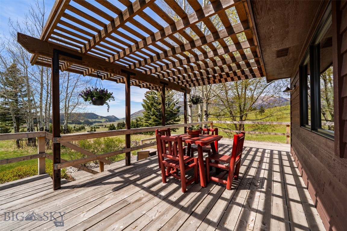 585 Bridger Woods Road Property Photo 15