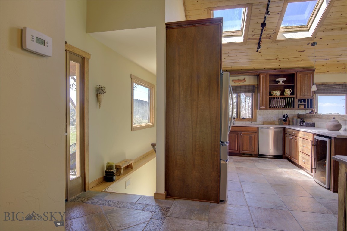 585 Bridger Woods Road Property Photo 21