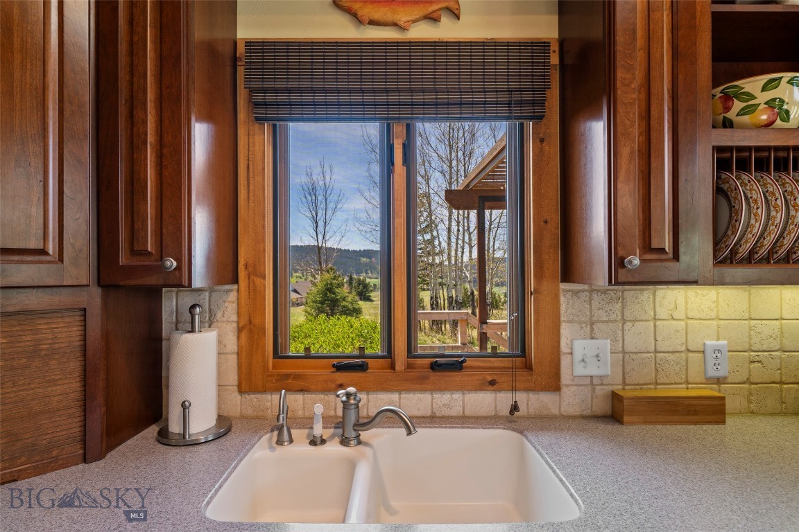 585 Bridger Woods Road Property Photo 34