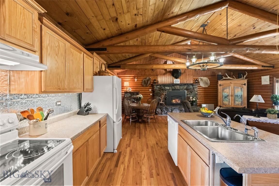 1065 Us Highway 89 S Property Photo 10