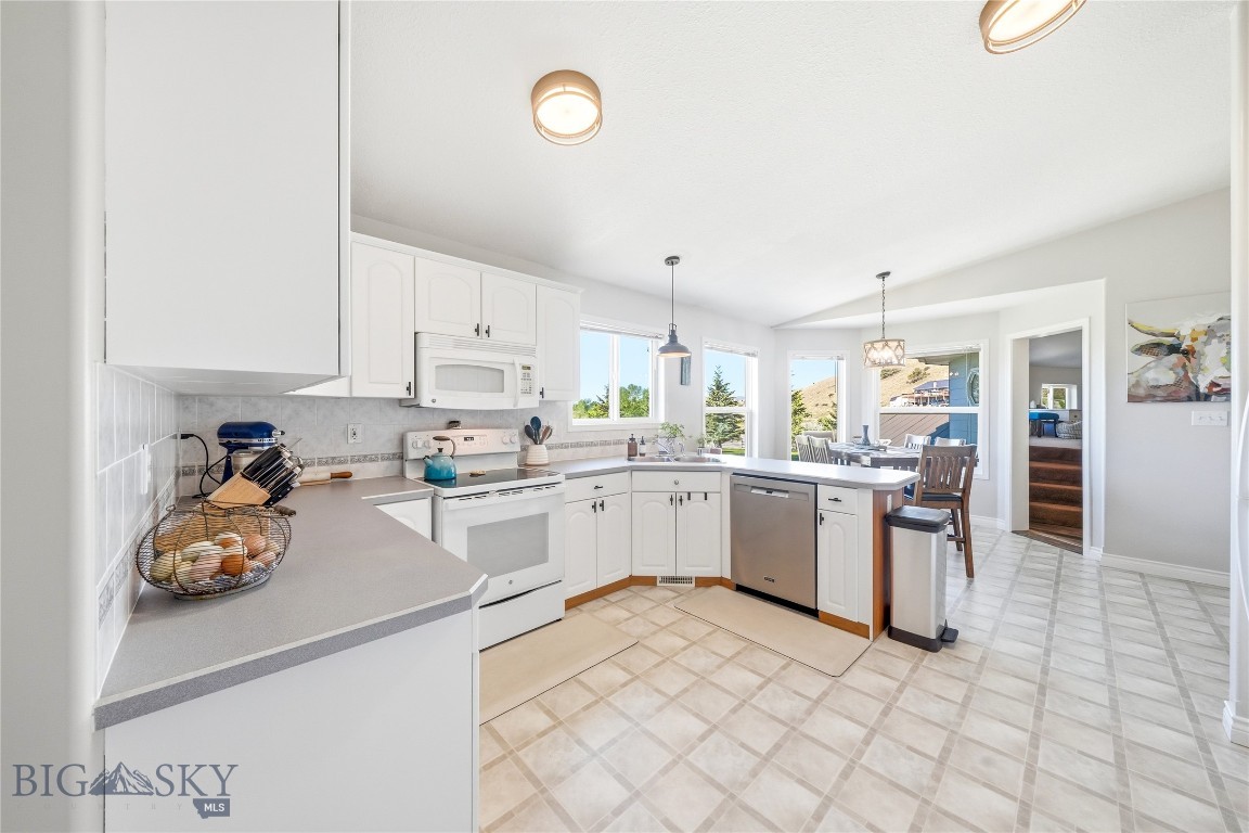 425 Lower Deep Creek Road Property Photo 4