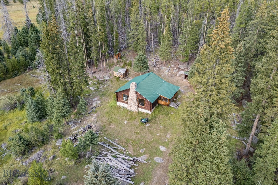 220 High Valley Road Property Photo 2