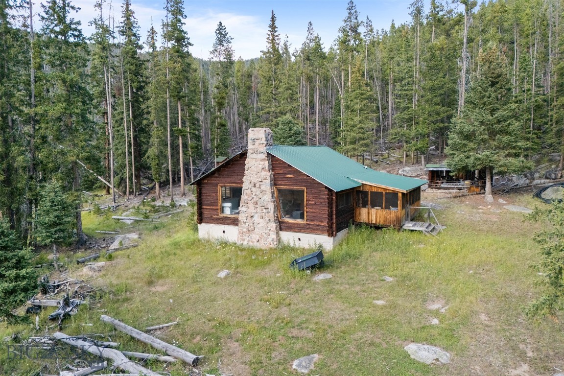 220 High Valley Road Property Photo 3