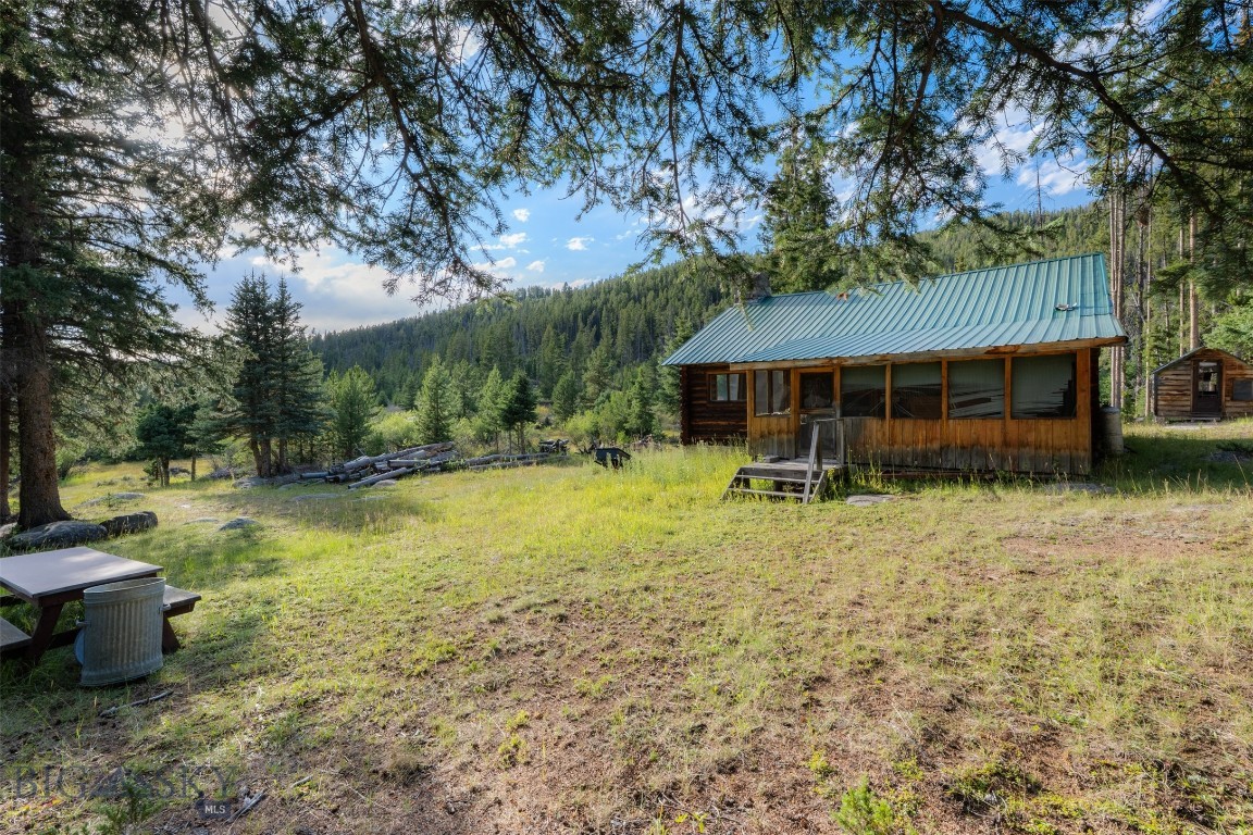 220 High Valley Road Property Photo 11