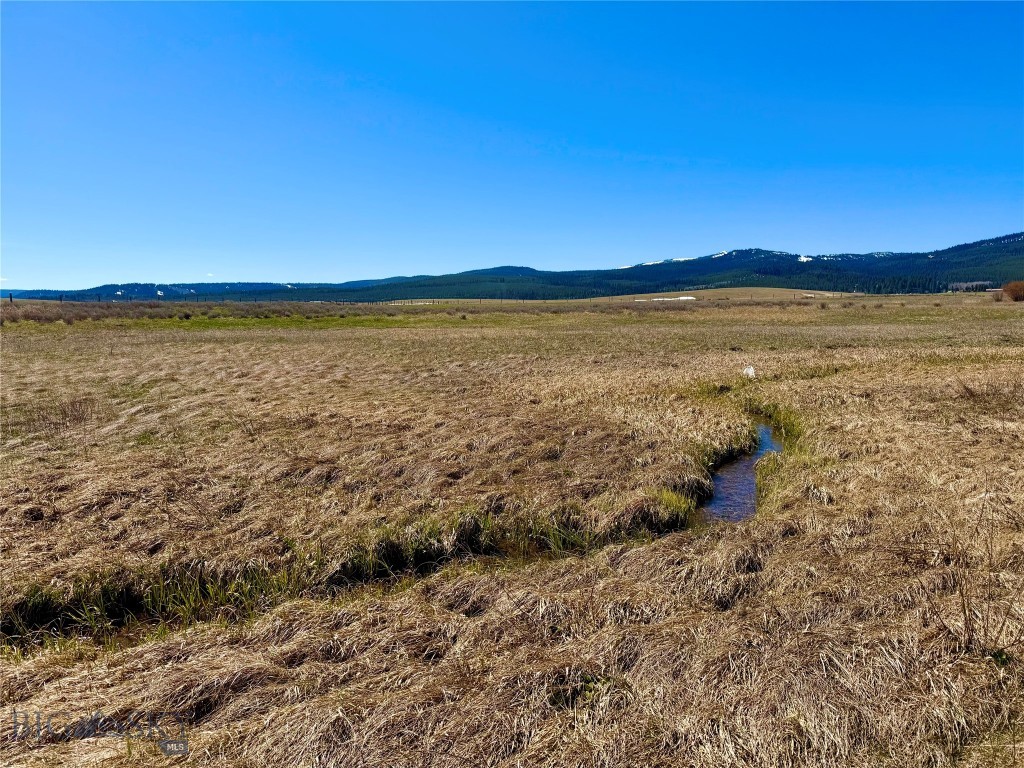 Nnn Laprele Creek Lane Property Photo 3