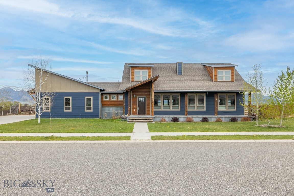 1704 Roundup Boulevard Property Photo 2