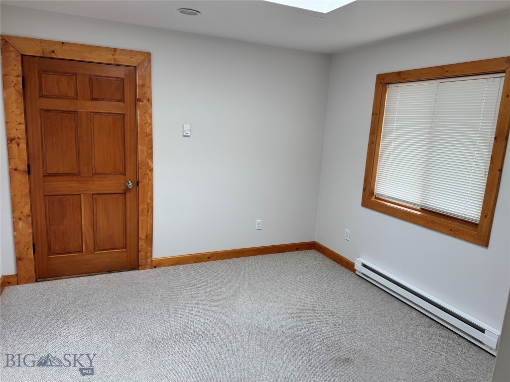 212 East 3rd Ave Property Photo 36