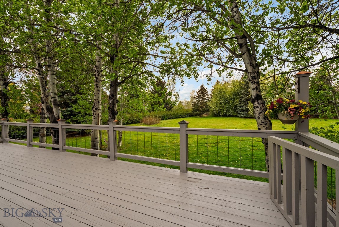 313 Cirque Drive Property Photo 37