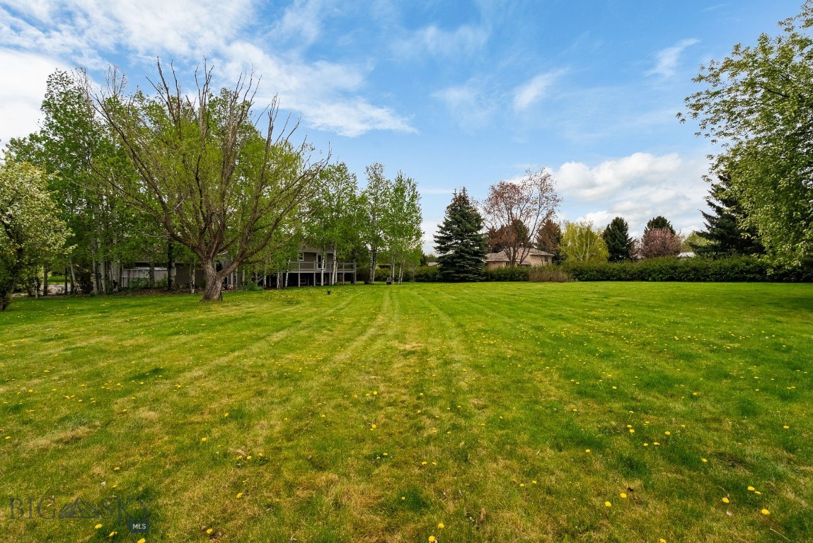 313 Cirque Drive Property Photo 47