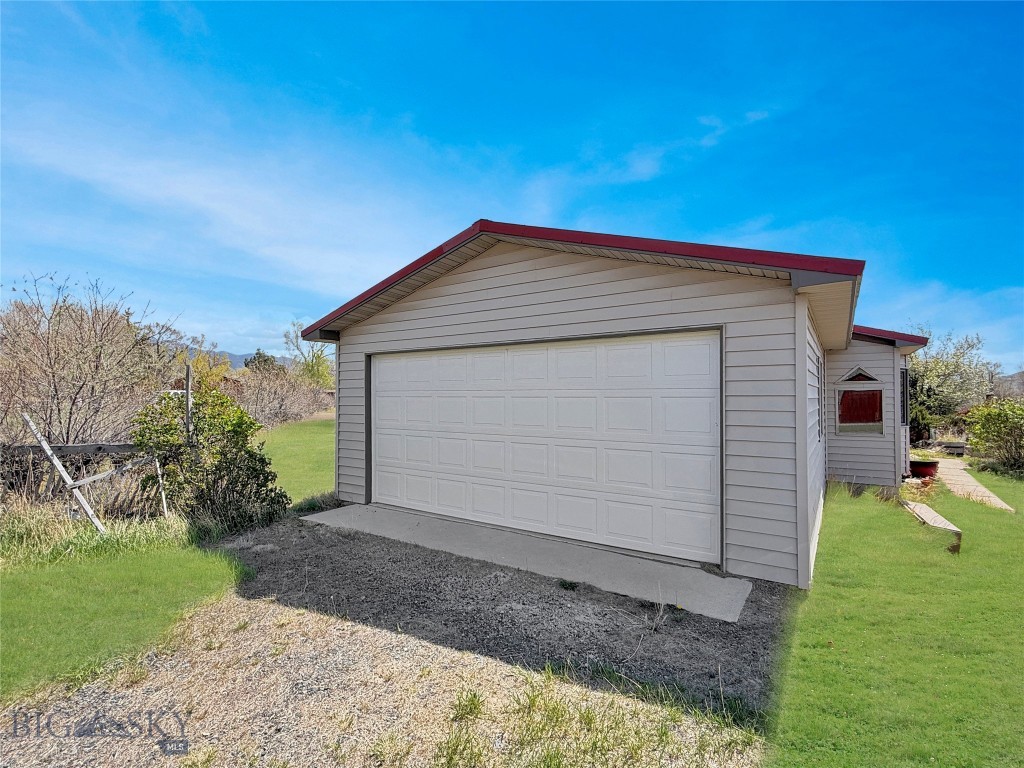 65 Tobacco Root Rd Property Photo 28