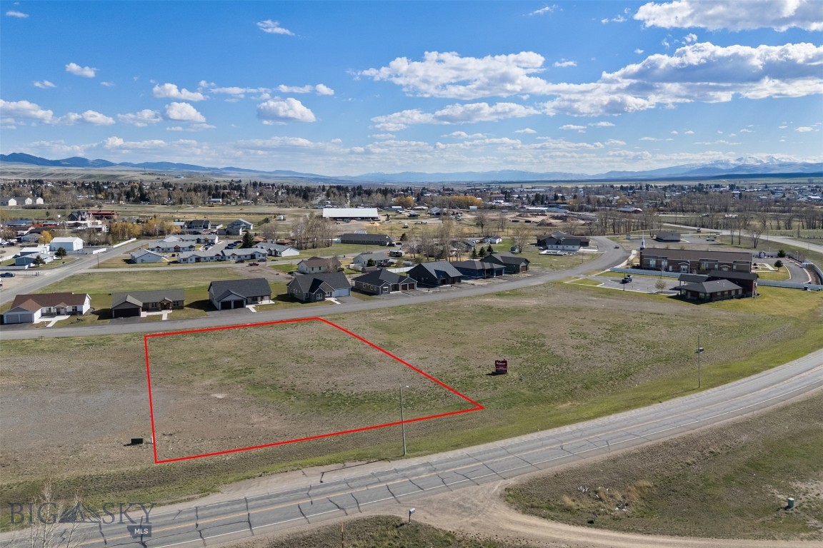 1045 Sagebrush Lane Property Photo 1