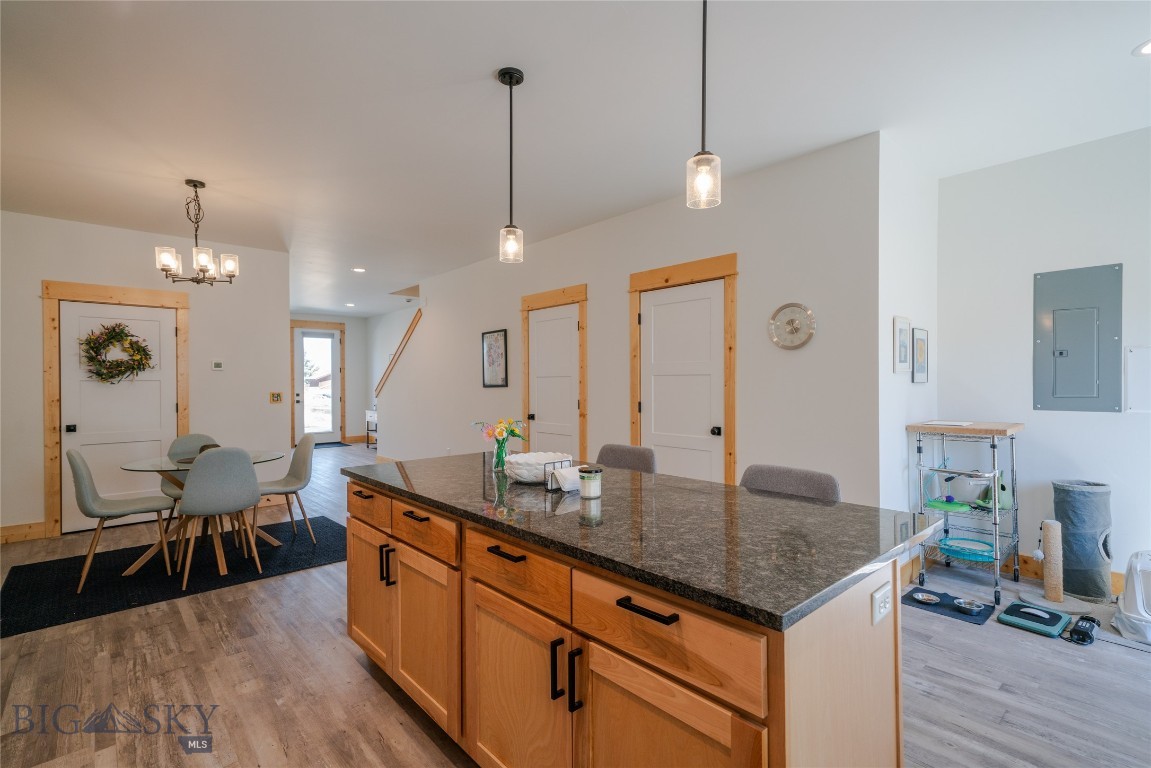715 2nd Avenue W Property Photo 17