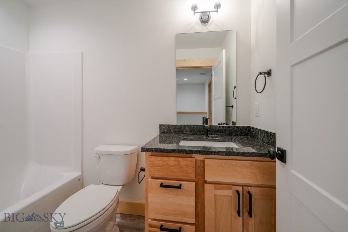 715 2nd Avenue W Property Photo 33