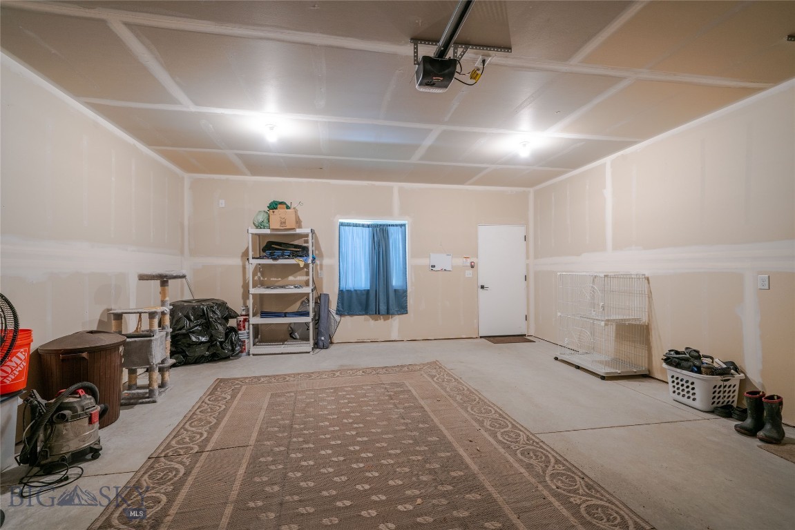 715 2nd Avenue W Property Photo 38