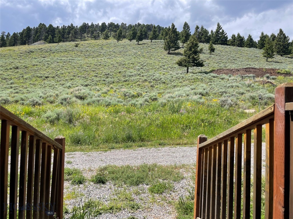 23 Hanlon Hill Drive Property Photo 3