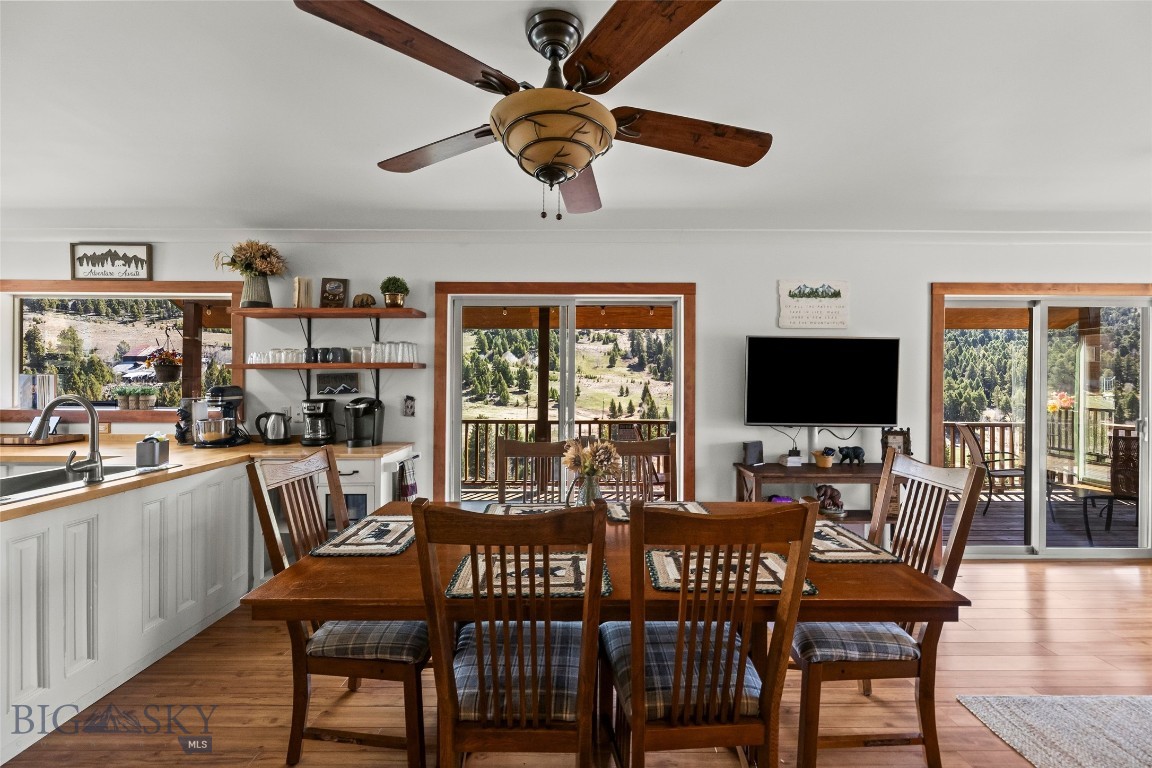 23 Hanlon Hill Drive Property Photo 8