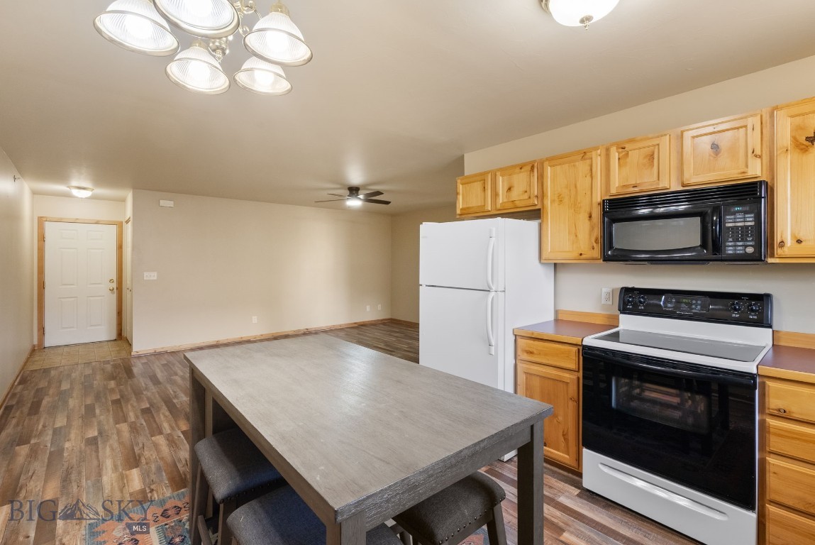 81 10th Street Unit 9 Property Photo 11