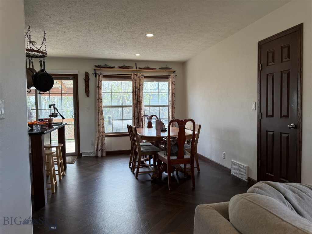 205 Bridge Street Property Photo 9