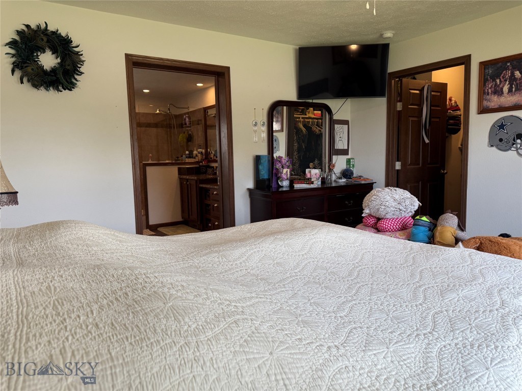205 Bridge Street Property Photo 14