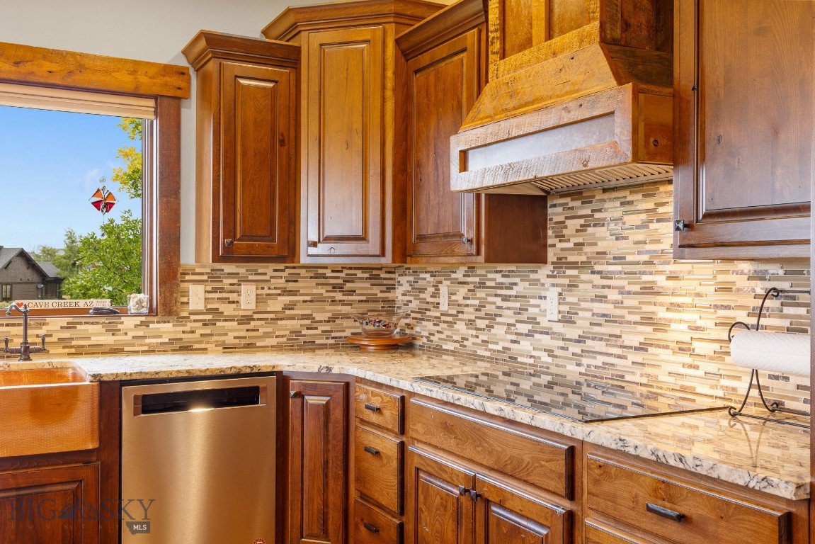 209 Black Bull Trail Property Photo 18
