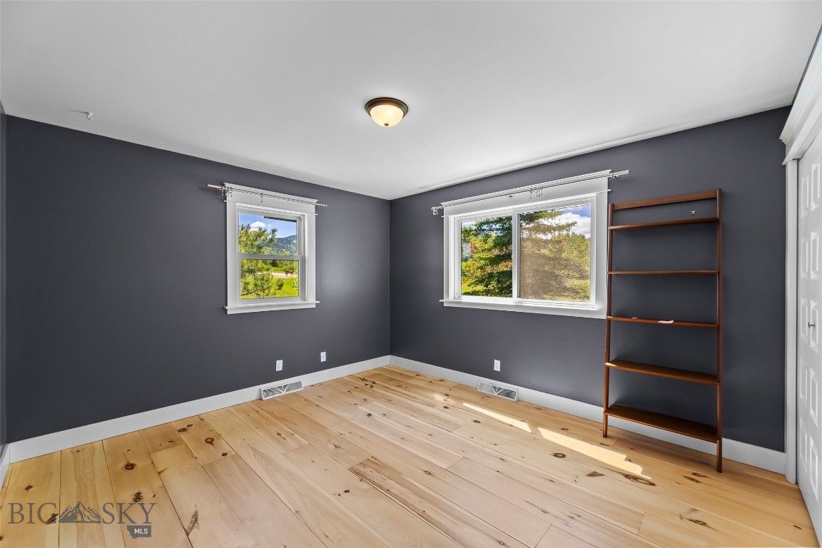 9155 S 19th Avenue Property Photo 11