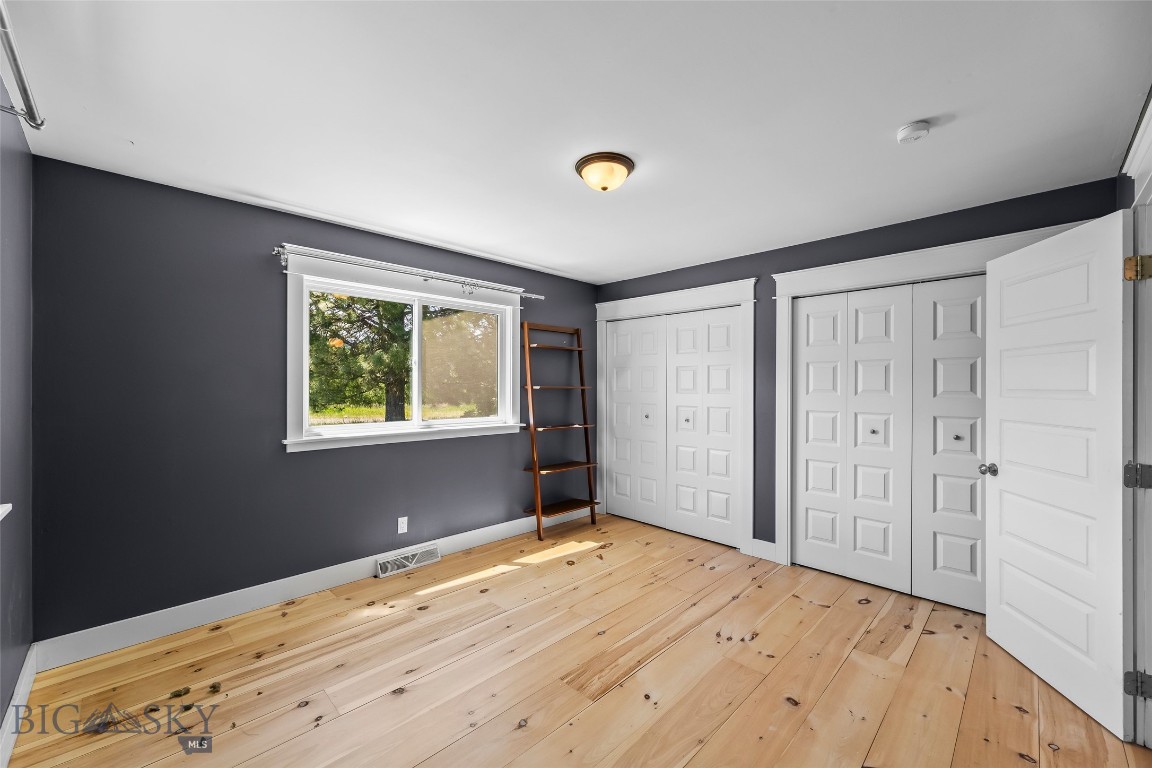 9155 S 19th Avenue Property Photo 12